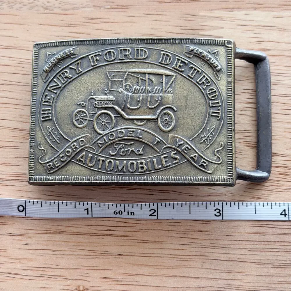 vintage henry ford model T automobile belt buckle old cars classic detroit metal